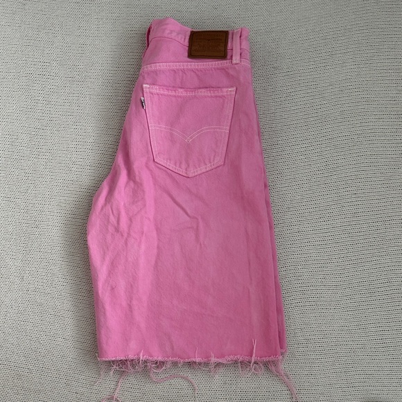 Levi’s XL Flood Long Shorts Pink Size 27 - Picture 1 of 8